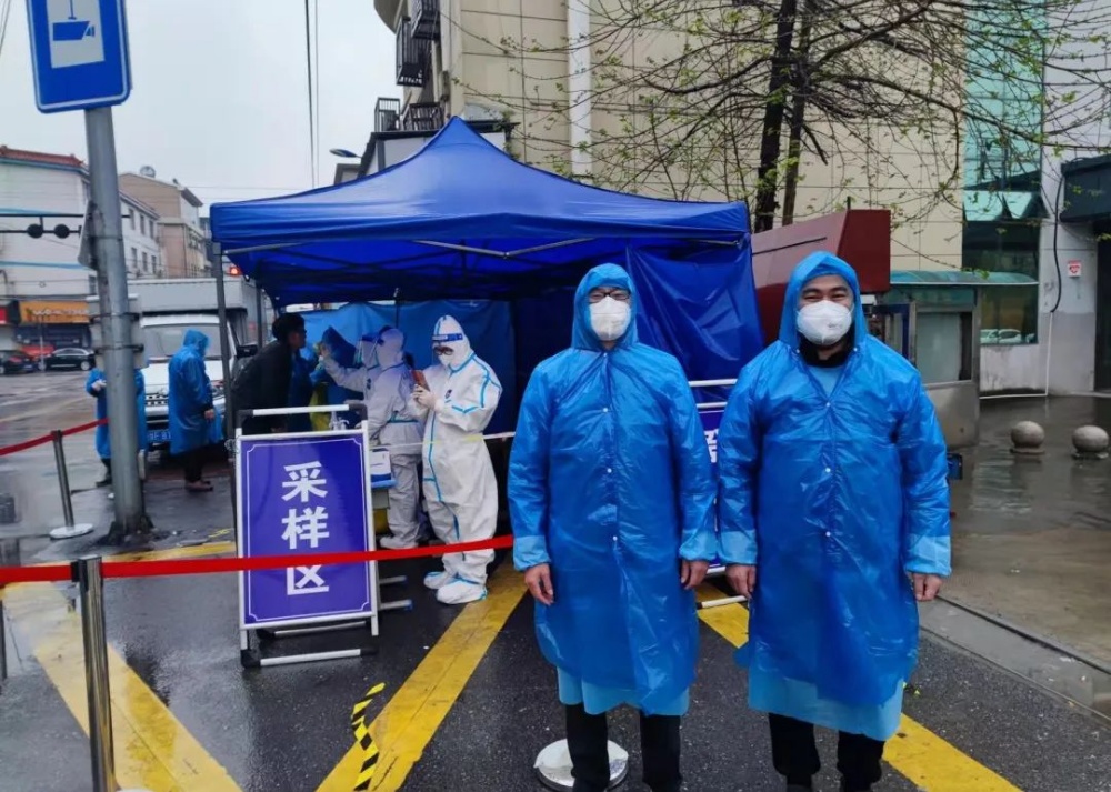 “疫”禁止辞！环球国际科技自愿效劳先锋队奔赴抗疫一线_2022_环球国际资讯_新闻资讯_环球国际