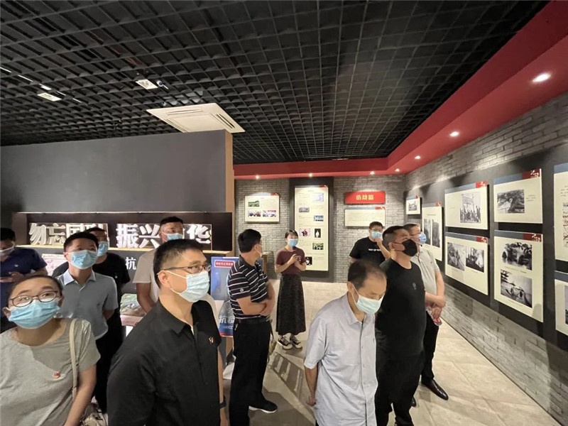 环球国际科技党支部开展“追溯红色影象，，，罗致奋进实力”主题党日运动_2022_环球国际资讯_新闻资讯_环球国际