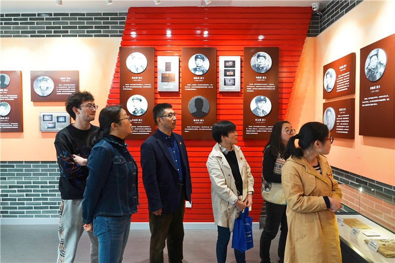 环球国际科技党支部开展“思念革命先烈，，，传承红色基因”主题党日运动_2021_环球国际资讯_新闻资讯_环球国际